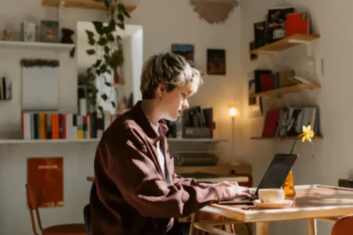 Controle de entregas no cronograma: como acompanhar resultados